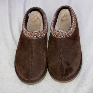 Ugg slippers